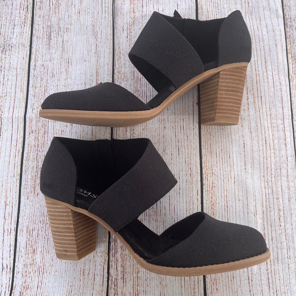 TOMS Milano Closed Toe Heels,NWT, Size 8, Black - Picture 1 of 5